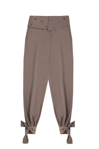 My go to taupe pants